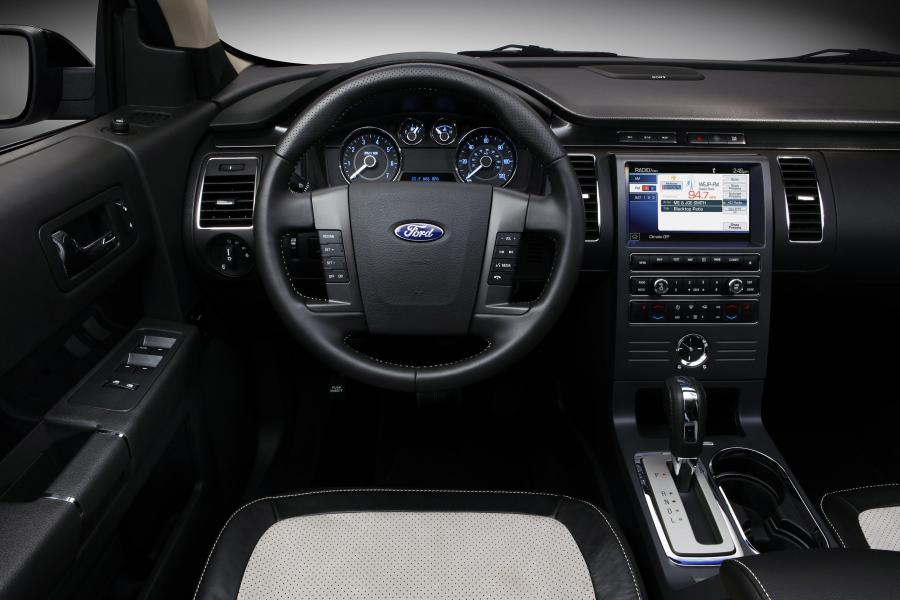  Ford Flex Titanium 2011 года  (фото 40 из 61)